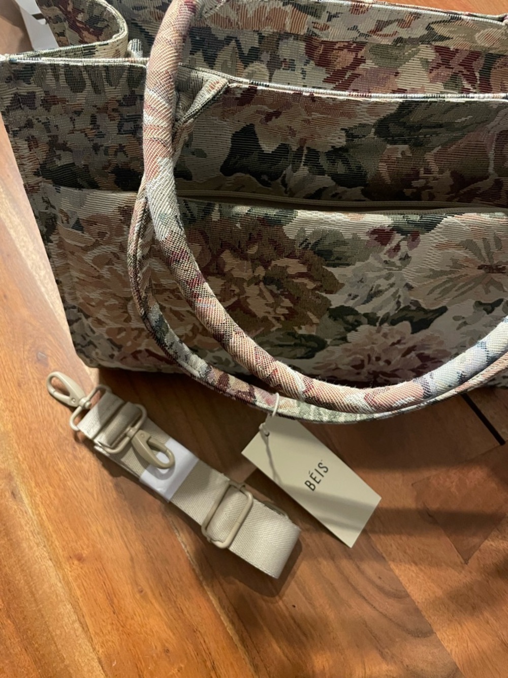 BEIS The Book Tote in Vintage Floral NWT - Picture 16 of 16
